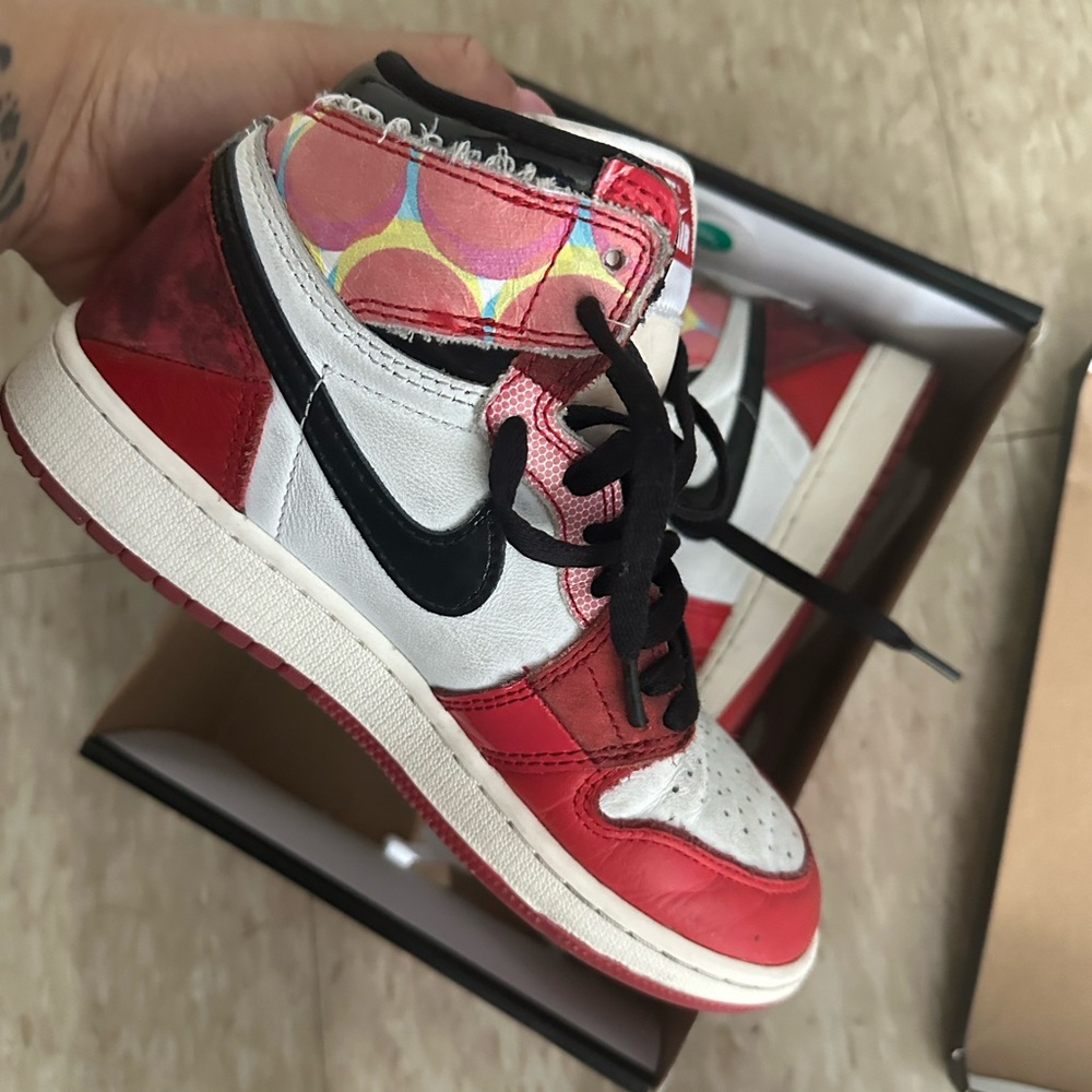 Miles Morales Jordan 1